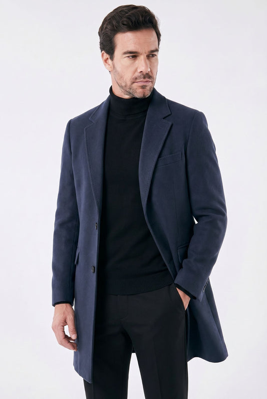 Sobretudo Masculino com Lapela Notched Estruturada