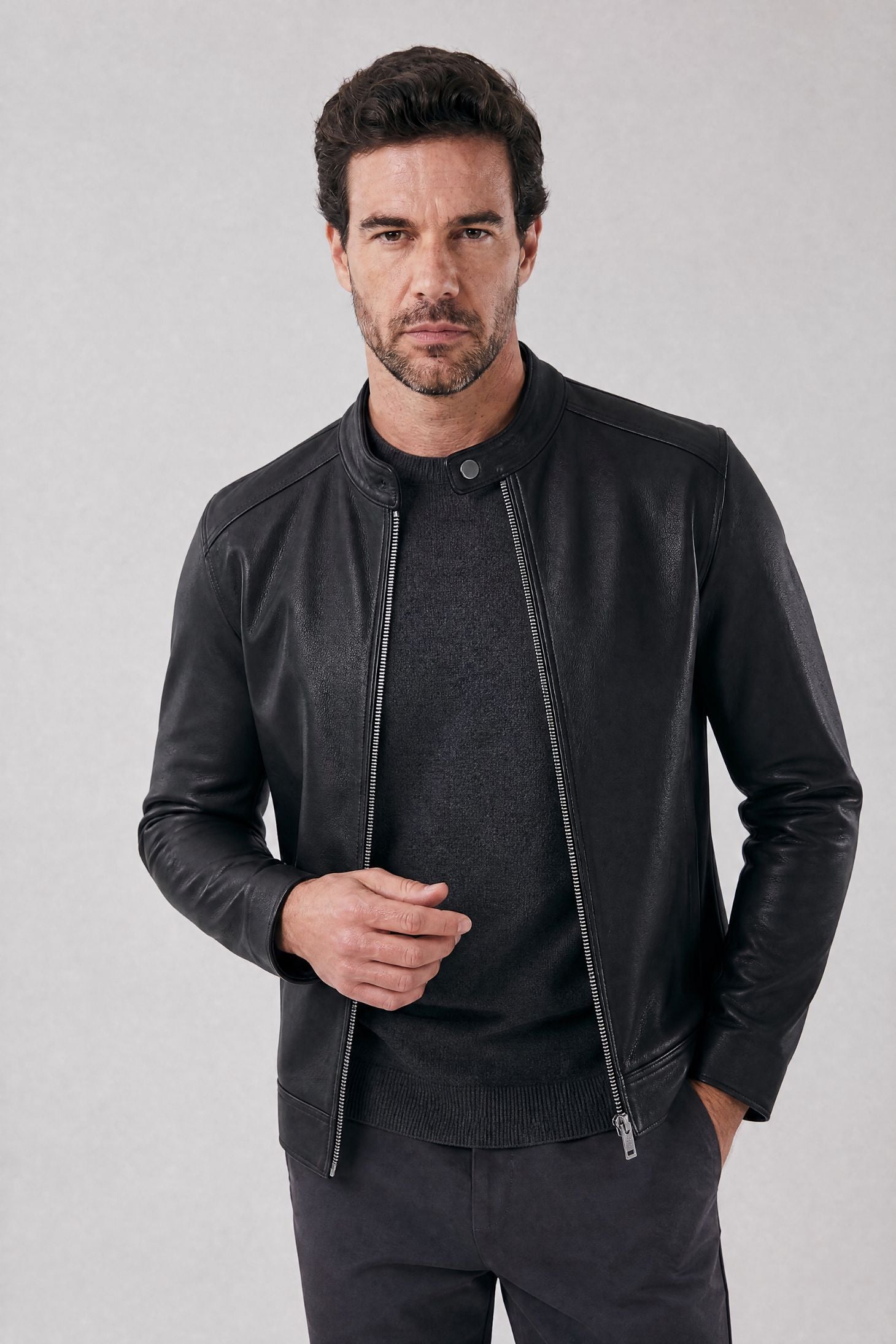 Jaqueta de Couro Classic Black